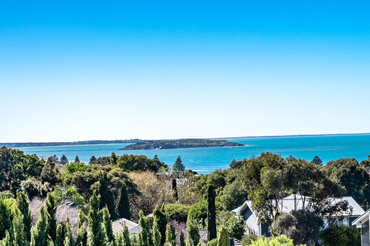 8 Davies St Encounter Bay - No Linen Included - Wi-Fi - Sea Views Villa Exterior photo