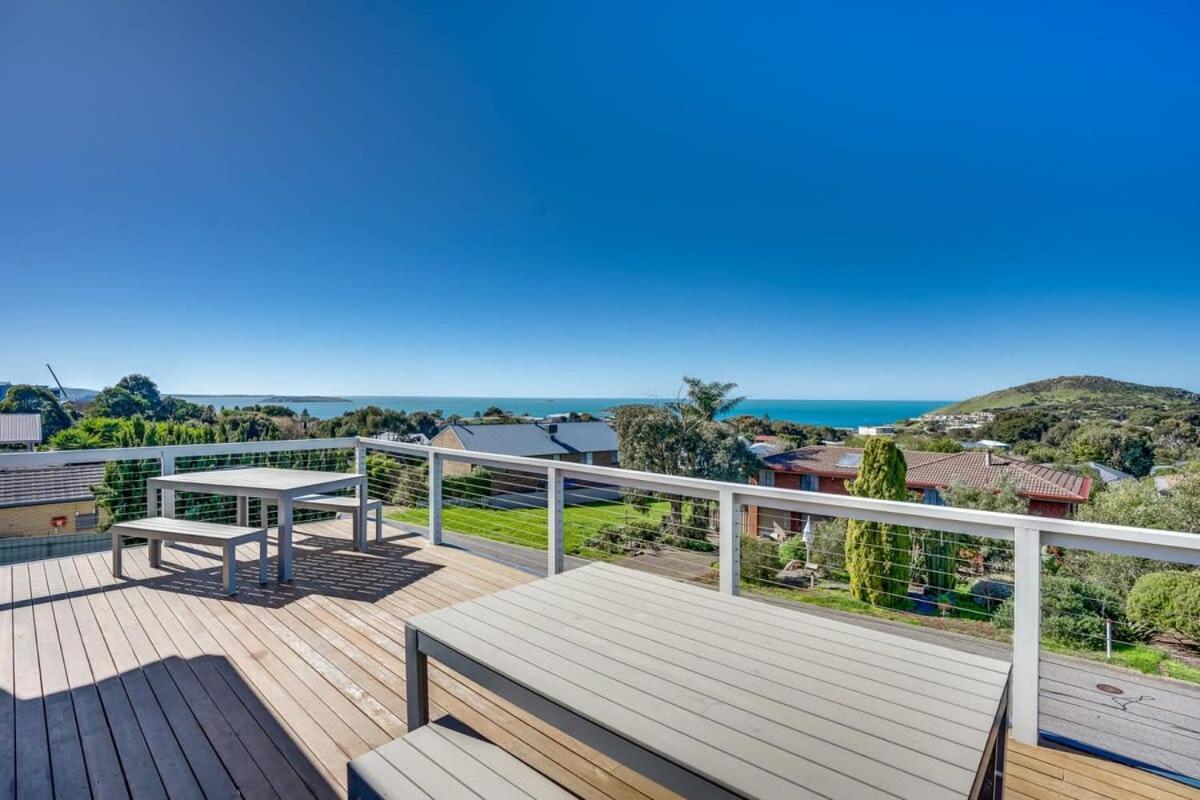 8 Davies St Encounter Bay - No Linen Included - Wi-Fi - Sea Views Villa Exterior photo