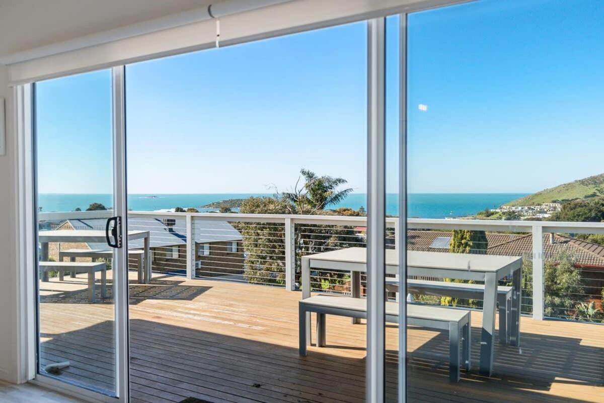 8 Davies St Encounter Bay - No Linen Included - Wi-Fi - Sea Views Villa Exterior photo