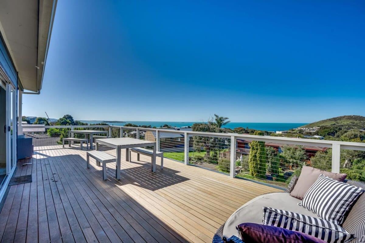 8 Davies St Encounter Bay - No Linen Included - Wi-Fi - Sea Views Villa Exterior photo